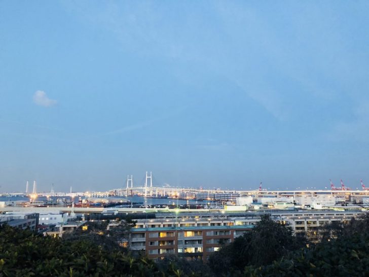 港の見える丘公園からのベイブリッジ